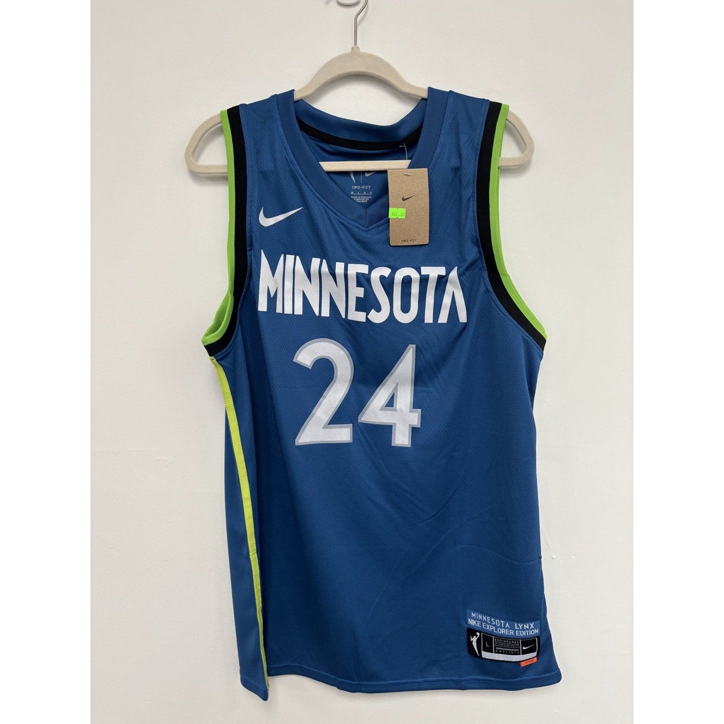 #24 WNBA Basketball Jersey NWT L