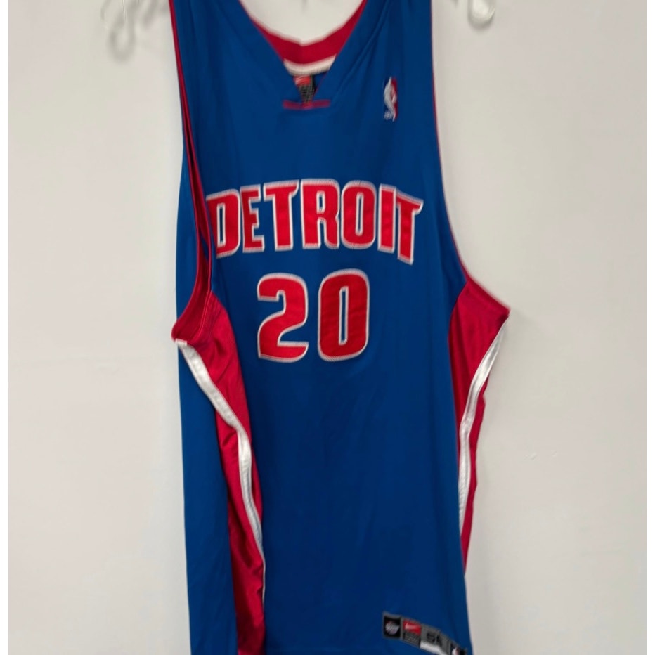 #20 Basketball Jersey USED Mens 3XL