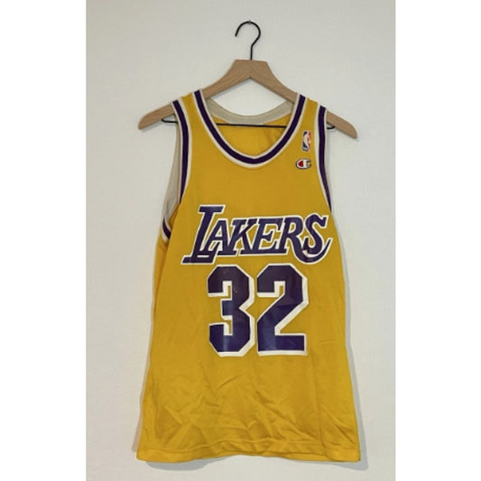 #32 Basketball Jersey USED Mens L