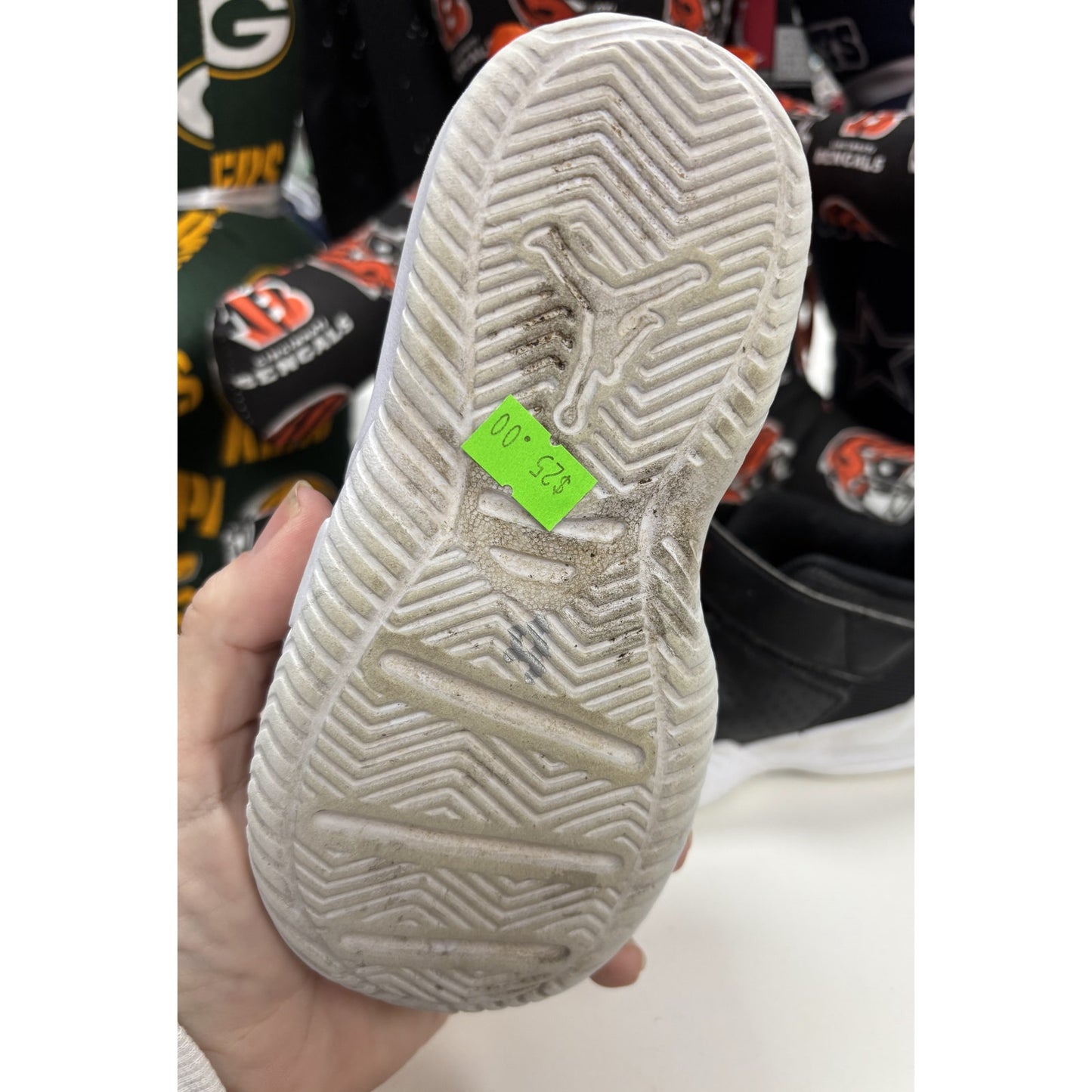 Toddler USED Jordans Size 10c