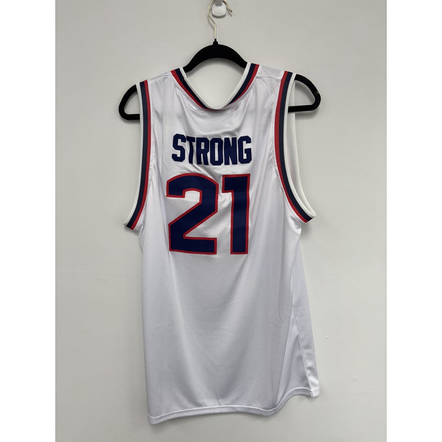 #21 College Basketball Jersey NWT Womens L