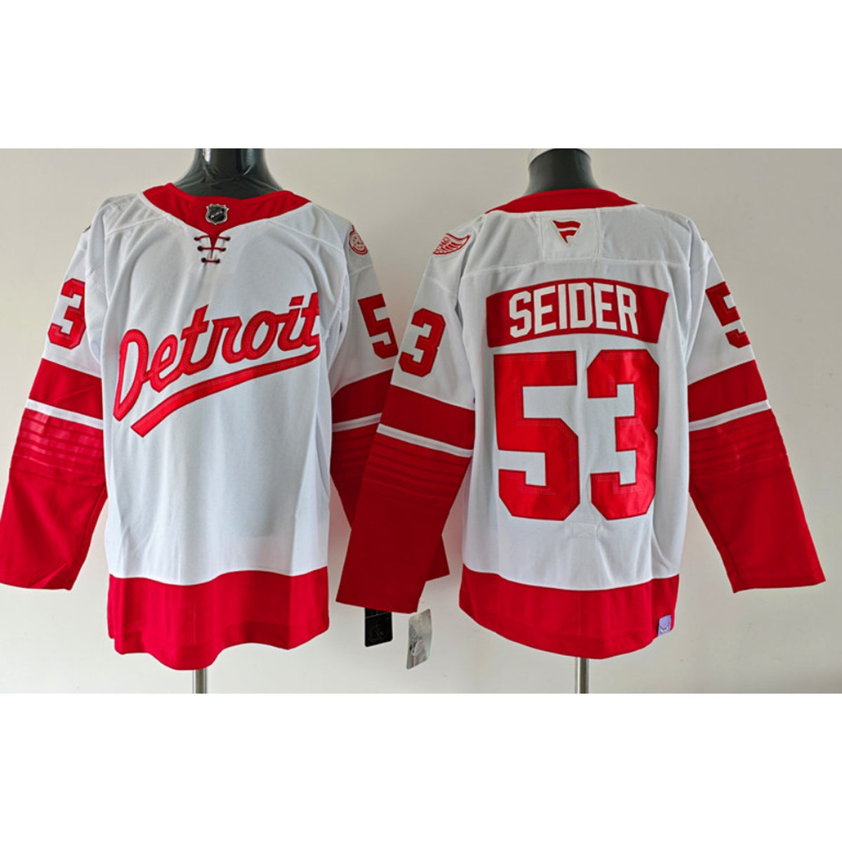#53 Hockey Jersey NWT Mens L-Stitched