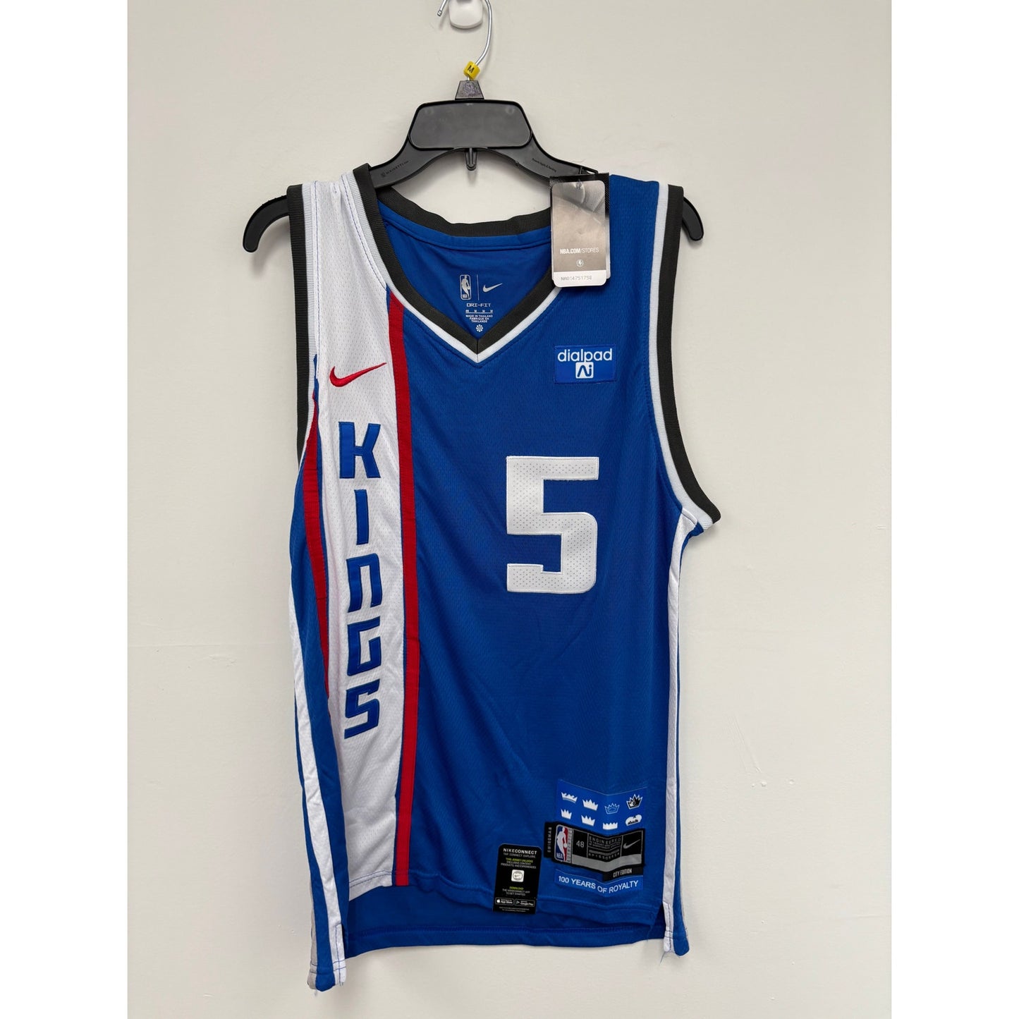 #5 Basketball Jersey NWT Mens M