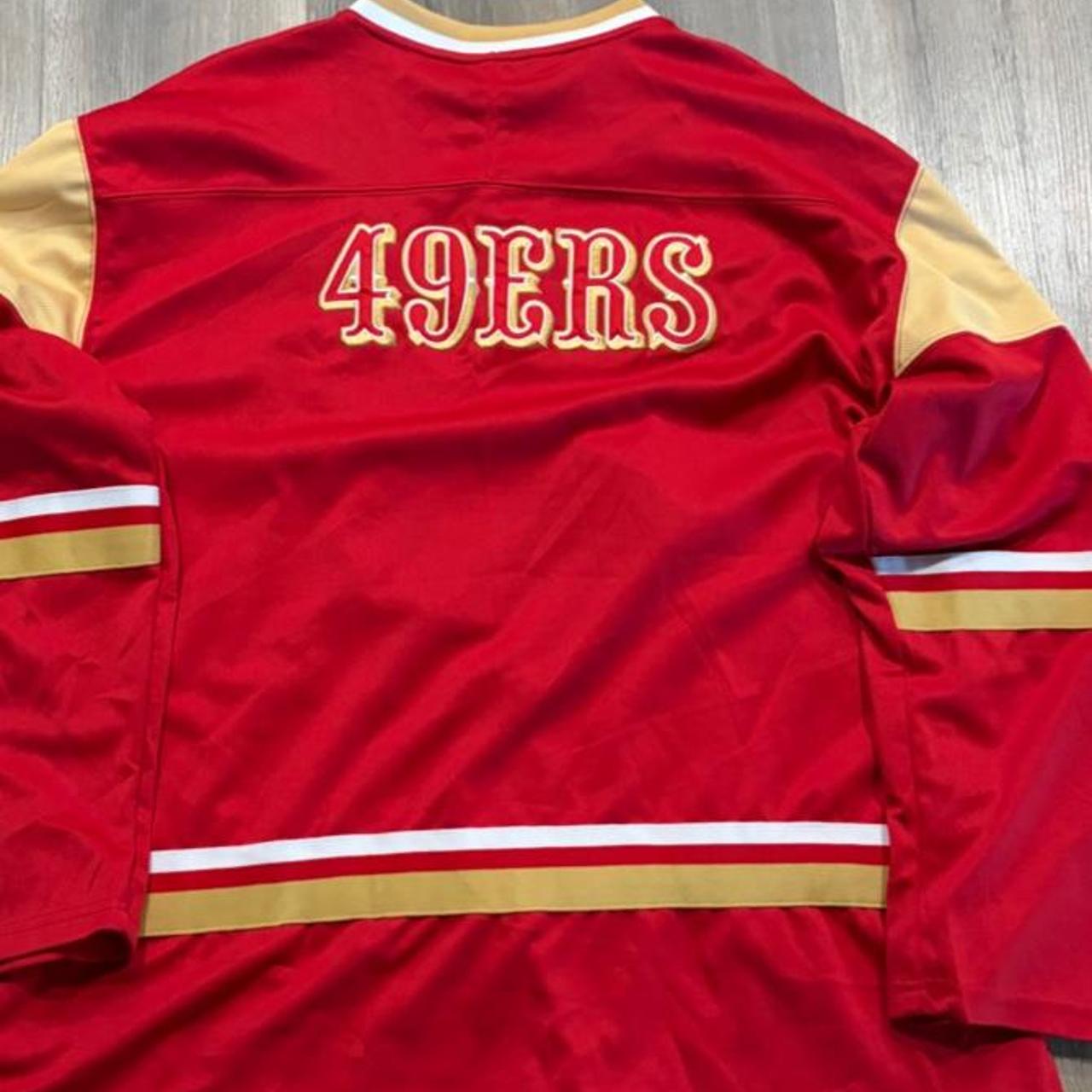 Football/Hockey Jersey NWT Mens L-Stitched