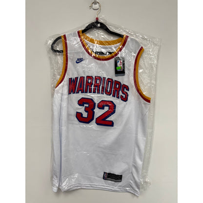 #32 Basketball Jersey NWT Mens L
