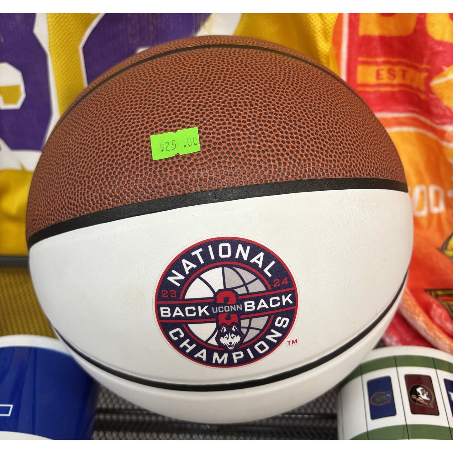 UCONN Mens B2B Commemorative Leather Basketball