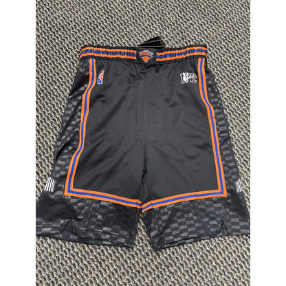 Knicks Basketball Shorts NWT Youth L (14-16)