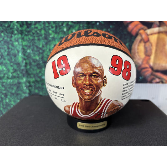 Michael Jordan Bulls Men's 1998 NBA Championship Leather Mini Basketball