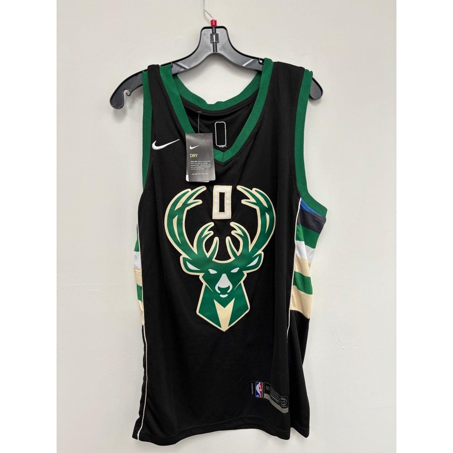 #0 Basketball Jersey NWT Mens L